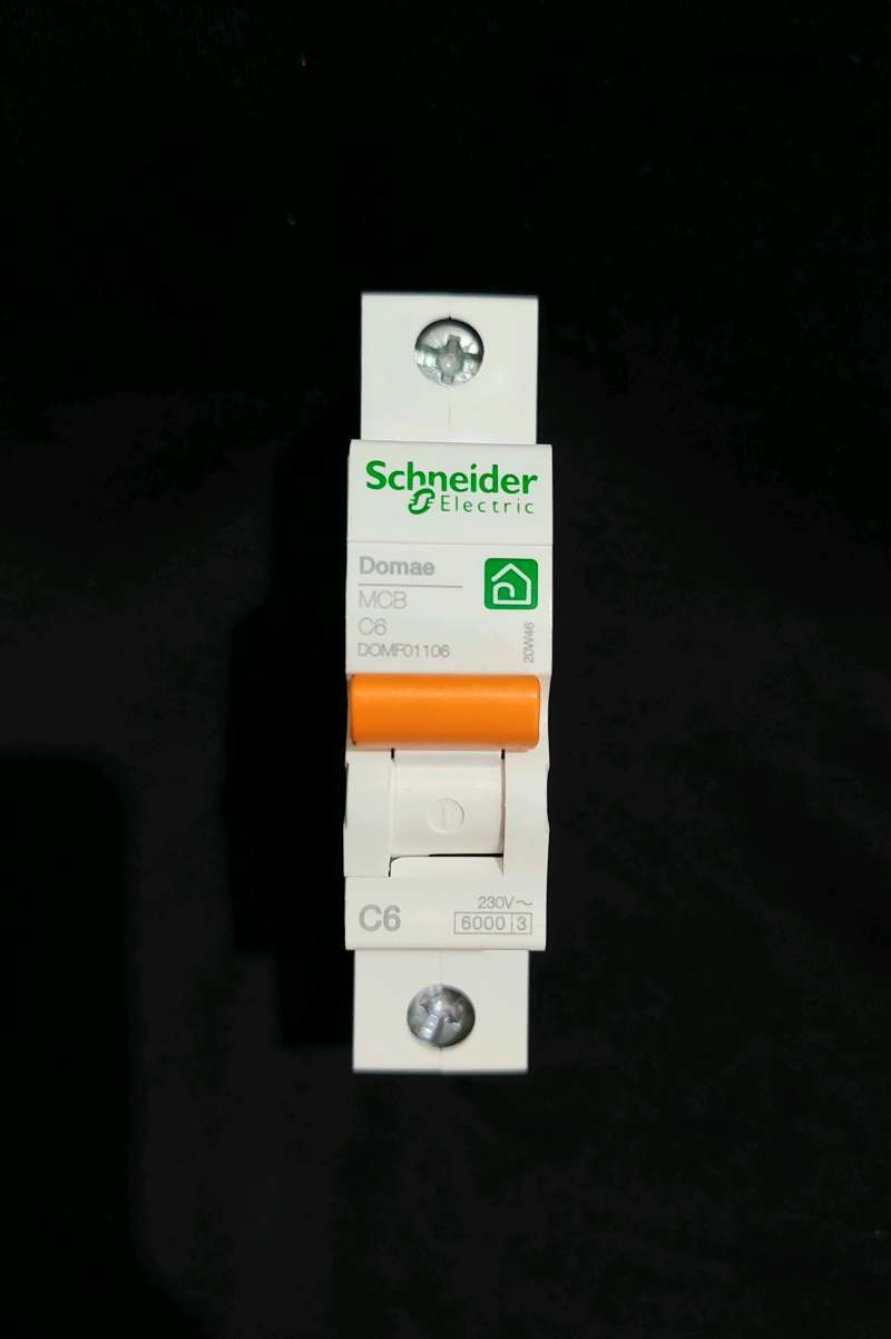 Schneider MCB Domae 1 Phase